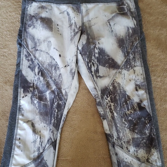 Capri leggings bundle - Picture 5 of 5